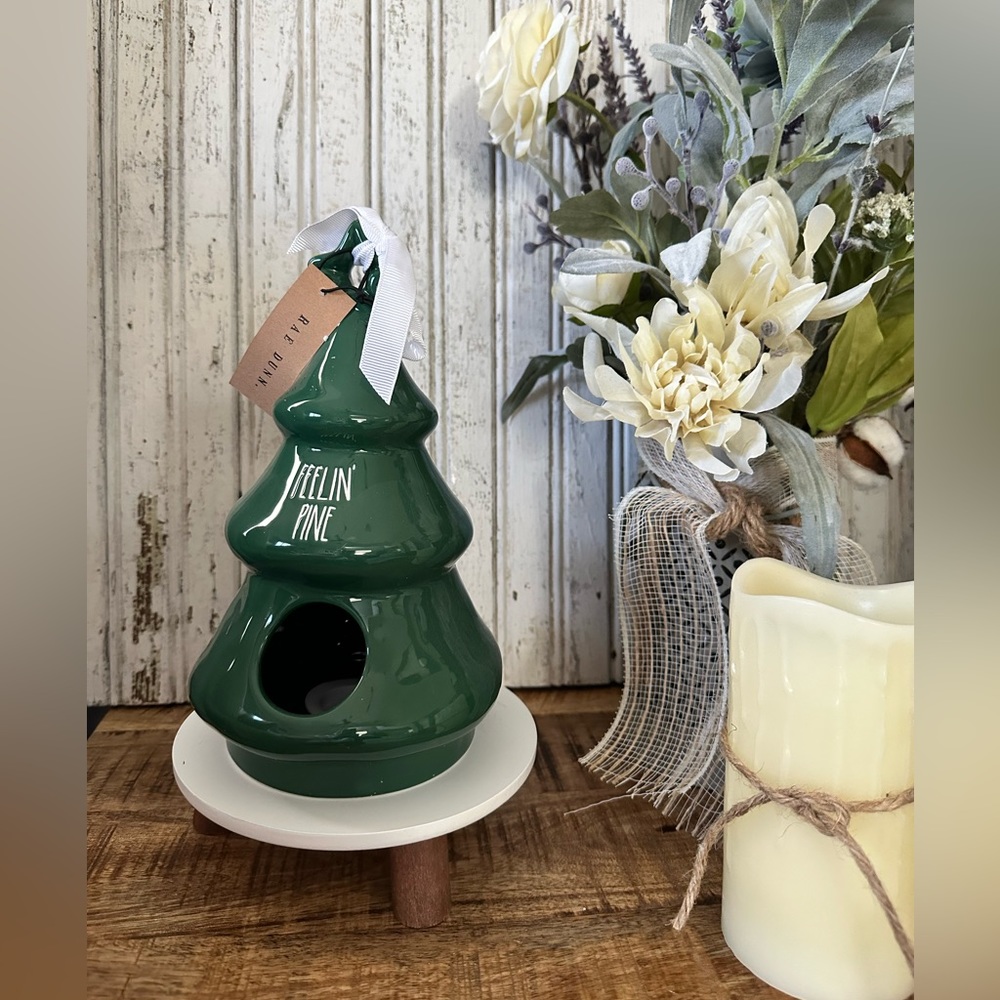 Rae Dunn “Feelin Pine” Christ Tree Birdhouse